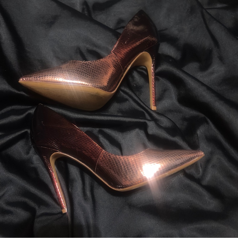 ALDO Lala Bronze Metallic Ombre Snakeskin Embossed Pump - Size 10 - Picture 6 of 9